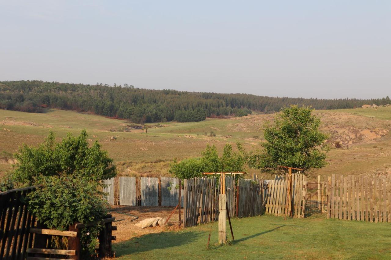 Rocks & Roses Farm Stay Lochiel Екстериор снимка